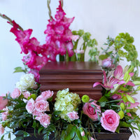 Square Urn Arrangement